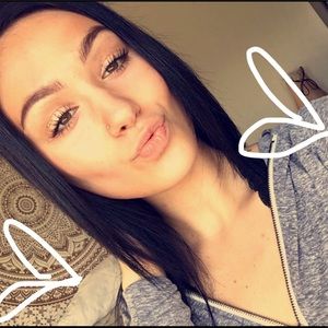 Meet your Posher, Gabi